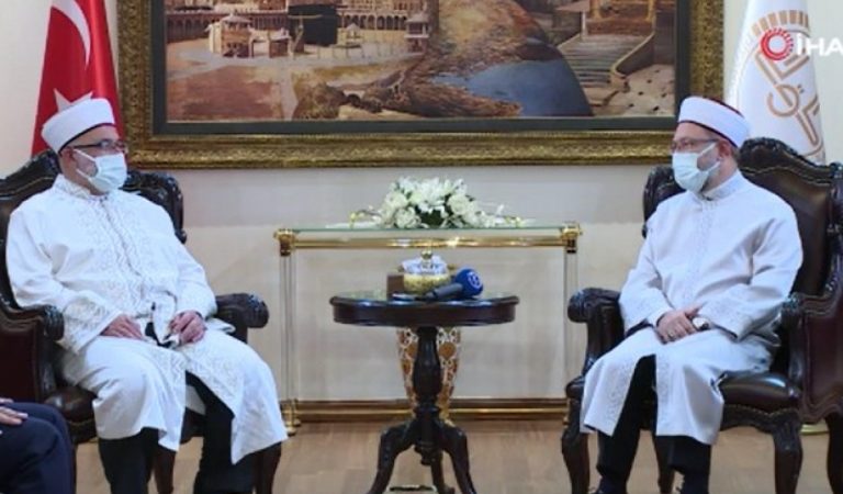 Diyanet İşleri Başkanı Erbaş, KKTC Din İşleri Başkanı Ünsal’ı kabul etti