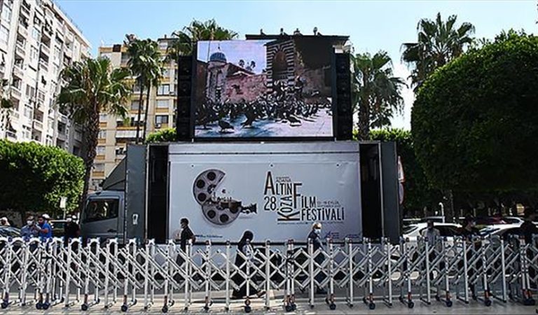 Uluslararası Adana Altın Koza Film Festivali başladı